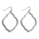 Load image into Gallery viewer, Silver Hammered Metal Drop Earrings
